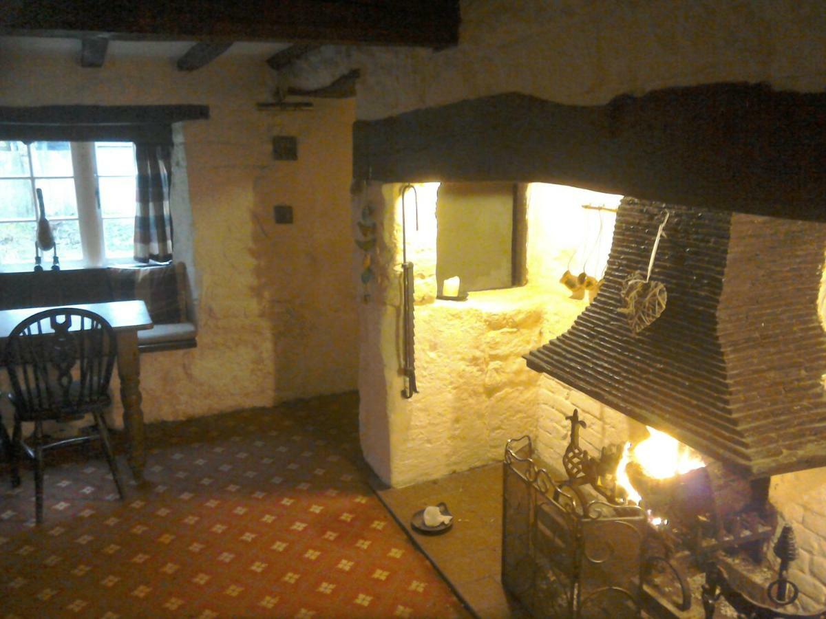 The Crown Inn Alvediston Buitenkant foto