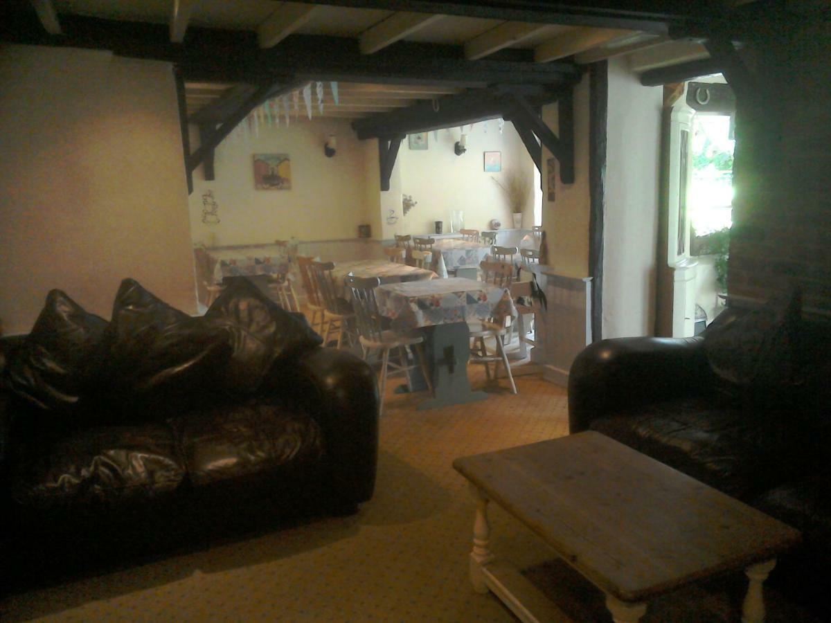 The Crown Inn Alvediston Buitenkant foto