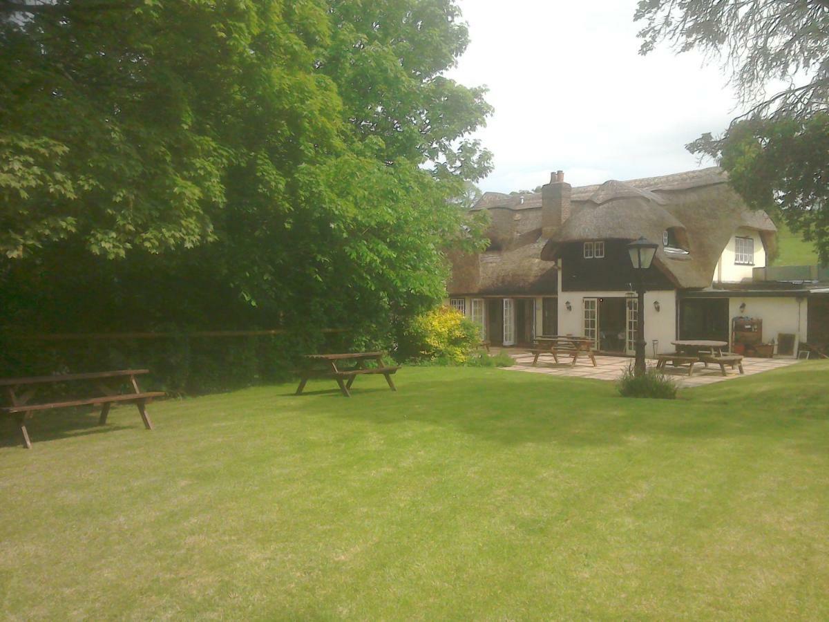 The Crown Inn Alvediston Buitenkant foto